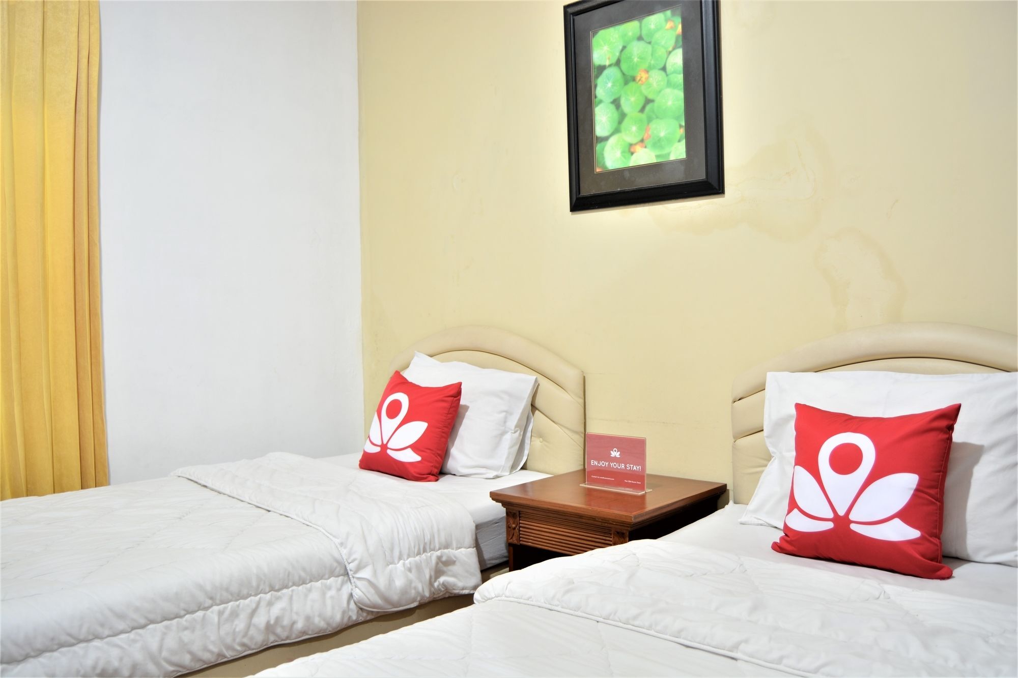 Zen Rooms Basic Cipanas Km.78 מראה חיצוני תמונה