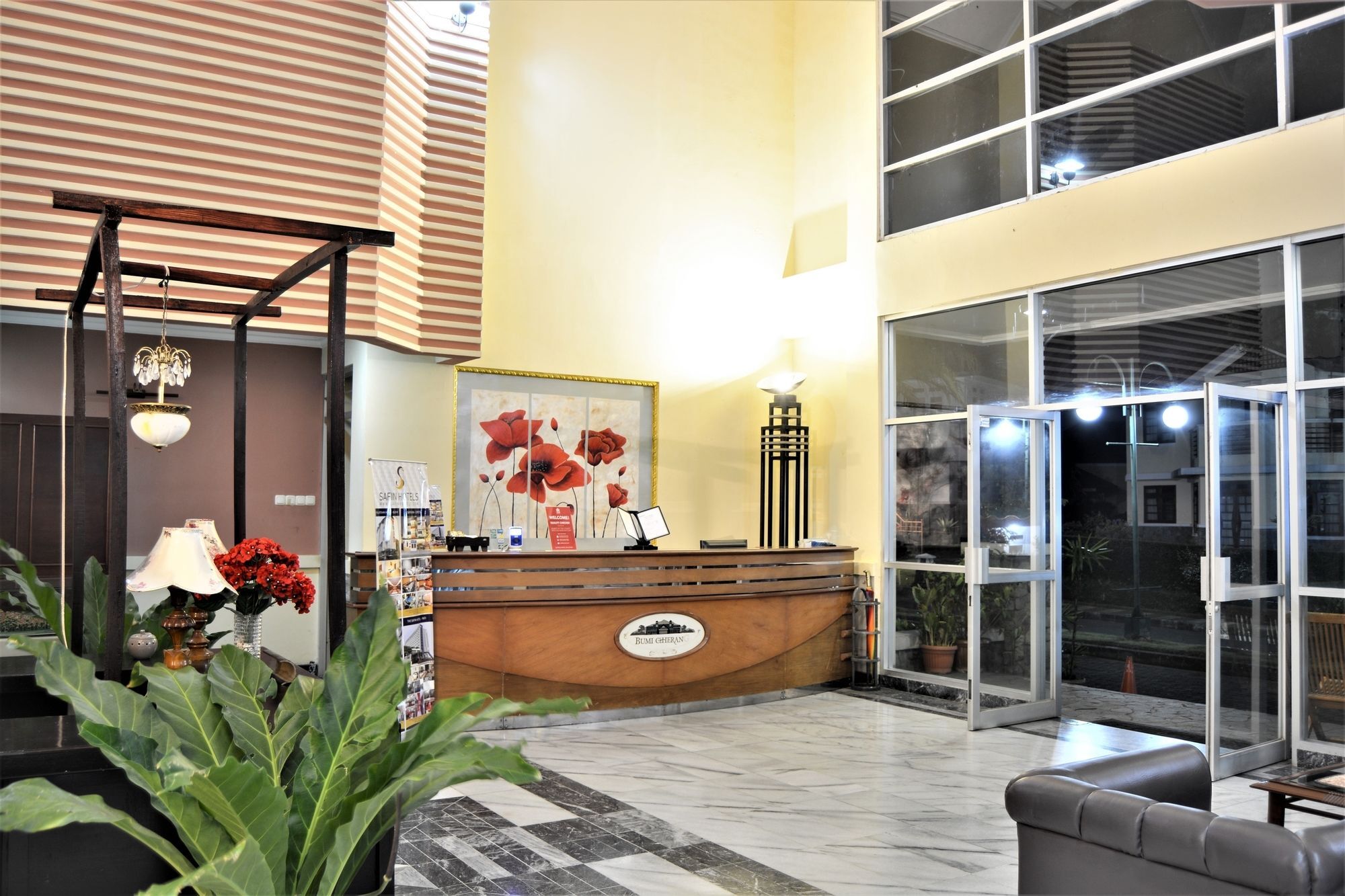 Zen Rooms Basic Cipanas Km.78 מראה חיצוני תמונה